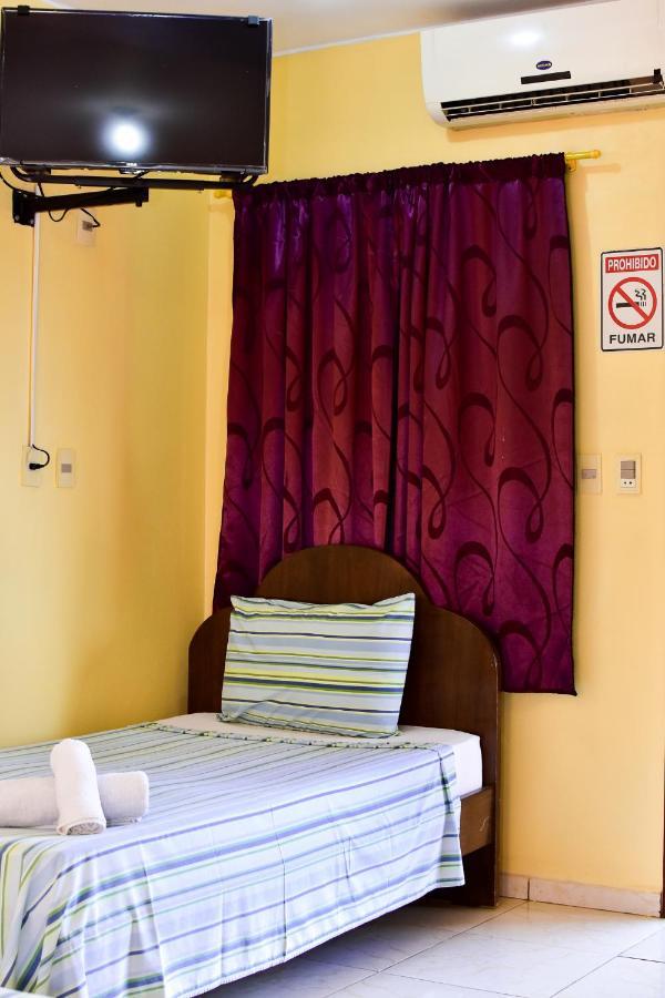 Palmas Park Hotel Y Restaurant Obligado Екстер'єр фото